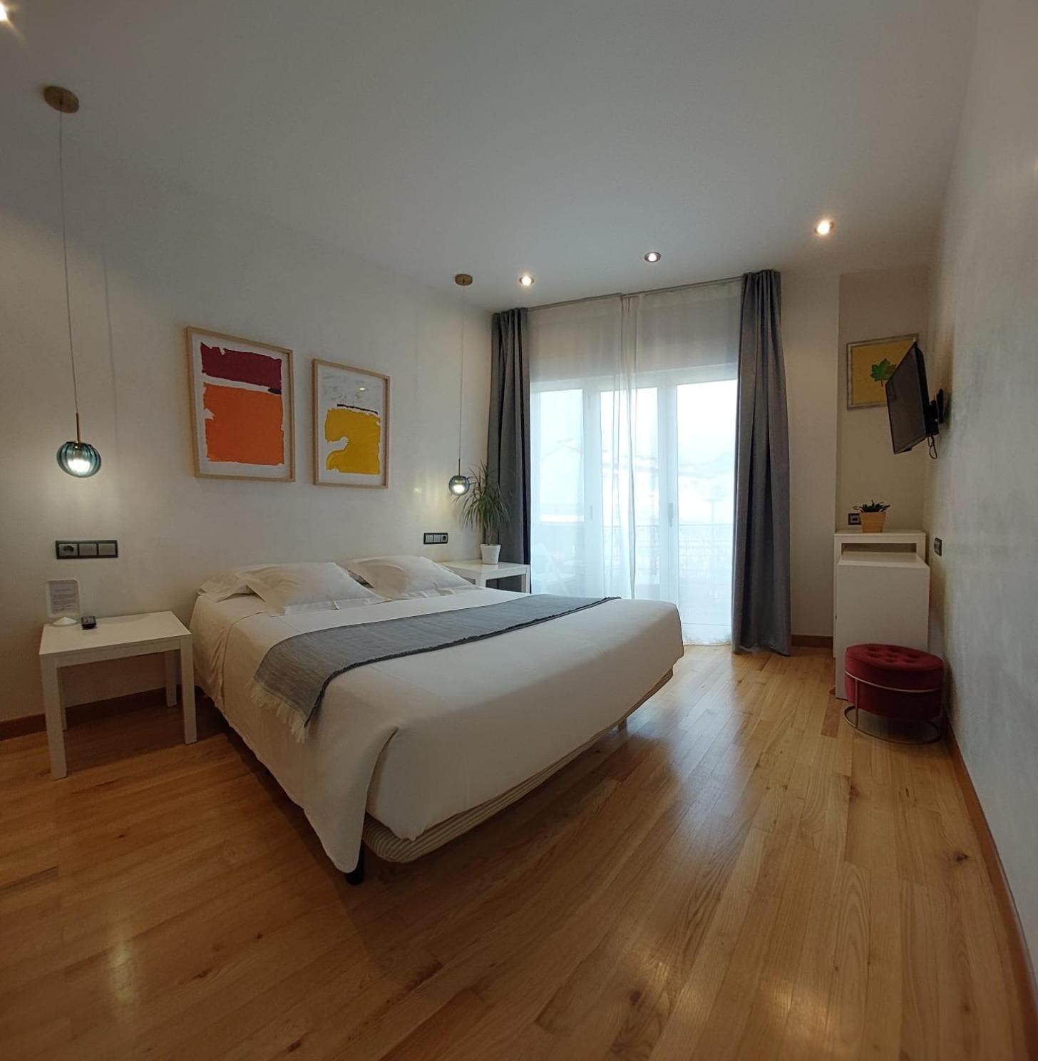 Hotel Nochendi Onís Zewnętrze zdjęcie
