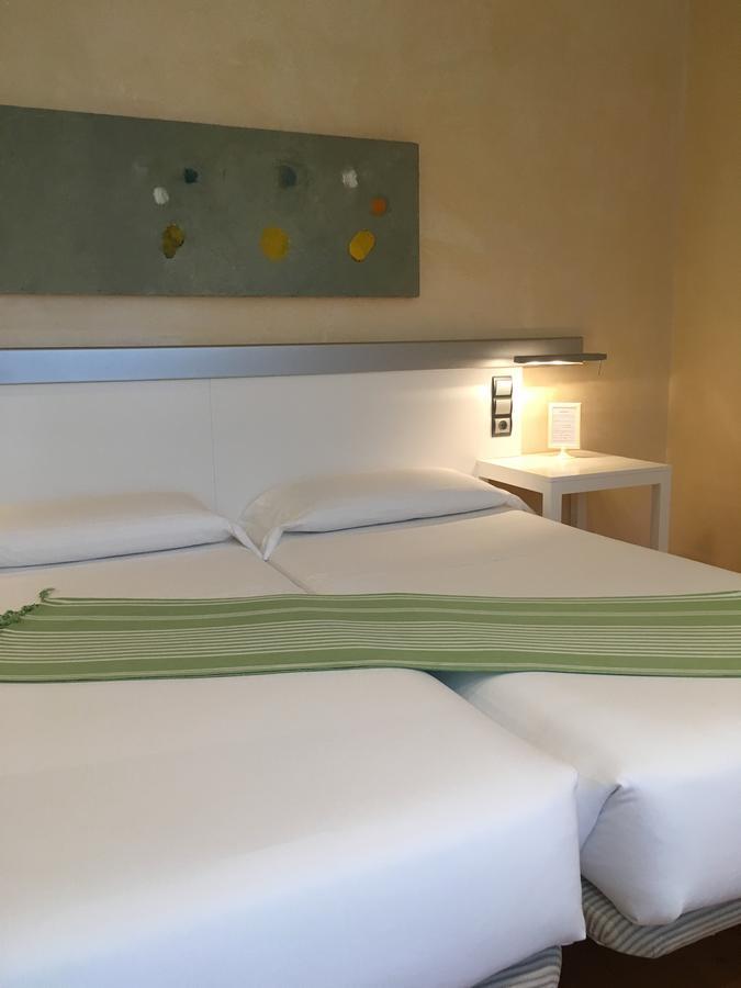 Hotel Nochendi Onís Zewnętrze zdjęcie