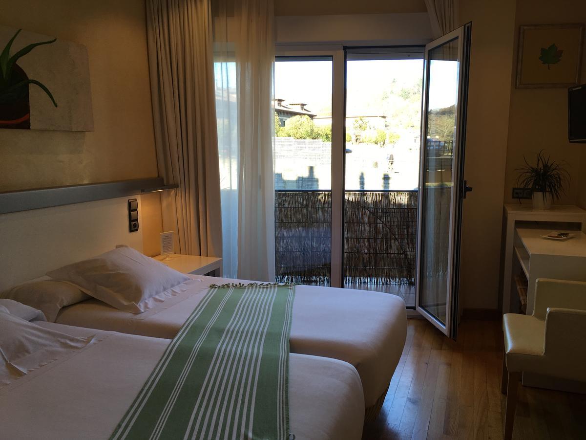 Hotel Nochendi Onís Zewnętrze zdjęcie